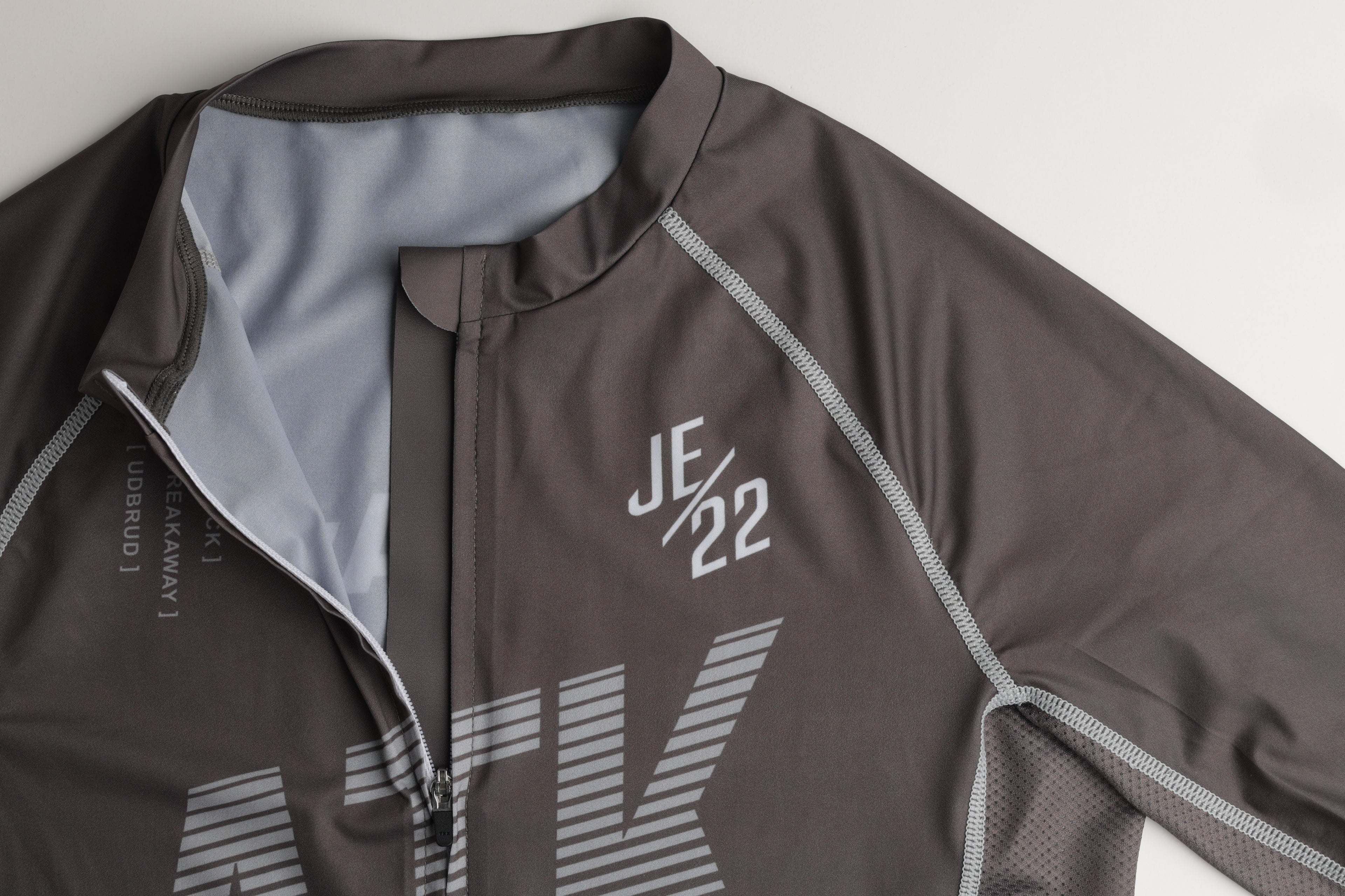 ATK Men_s performance long sleeved jersey- Taupe