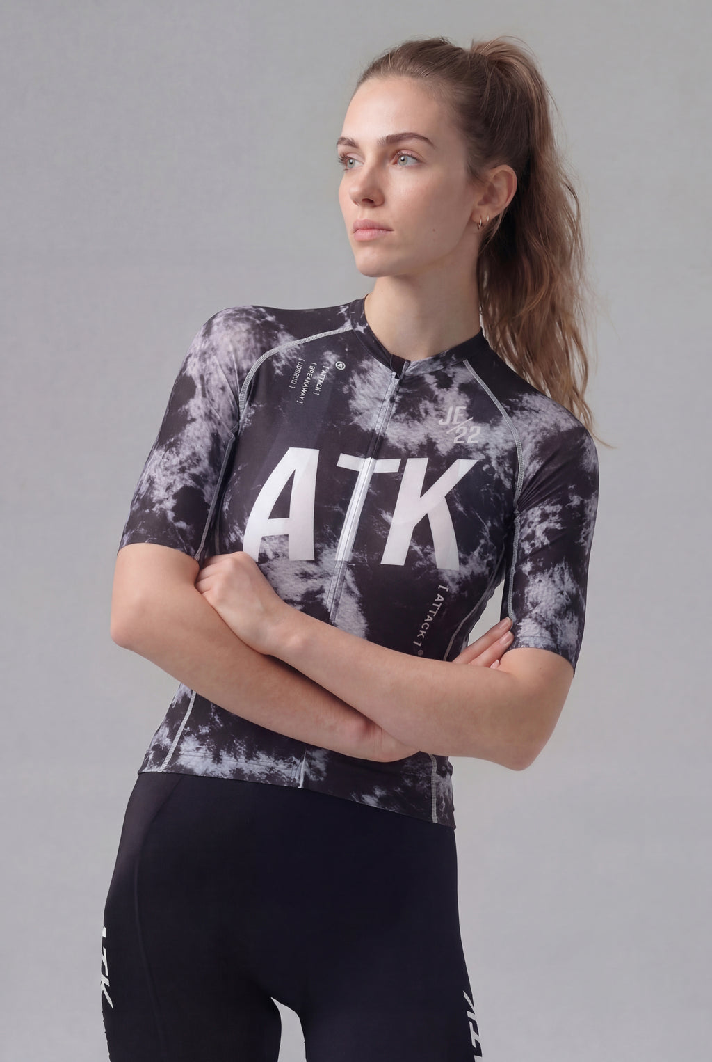 ATK Women_s performance short sleeved jersey- Misty