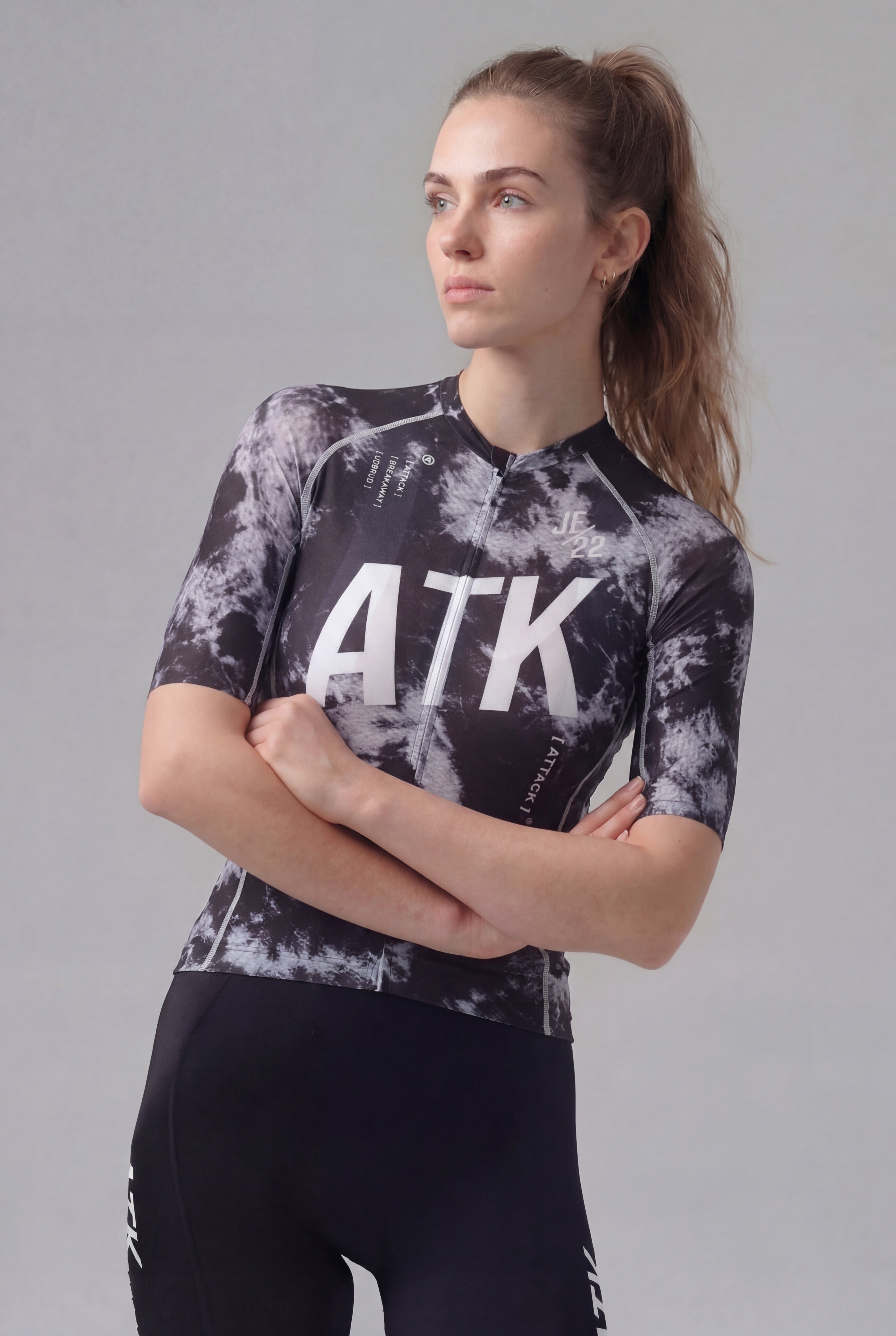ATK Women_s performance short sleeved jersey- Misty