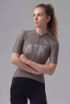ATK Women_s performance short sleeved jersey- Taupe